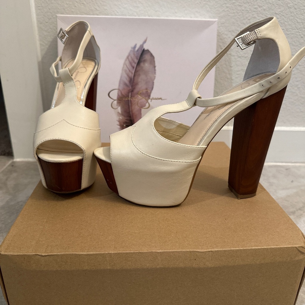 Jessica Simpson Block heel